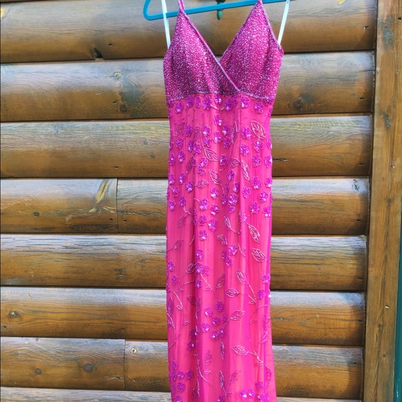 Sean Collection Dresses & Skirts - SEAN FUSCHIA Prom SEQUINED Dress SEXY Sz S